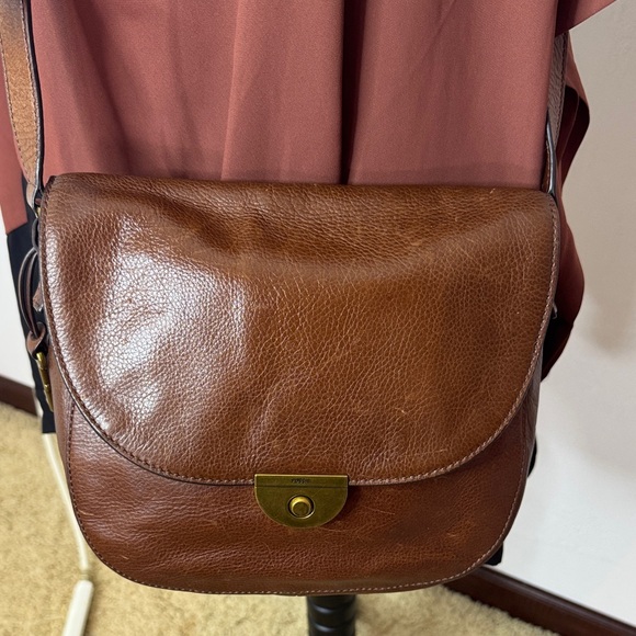Fossil Elegant Brown Leather Crossbody Bag FP9350